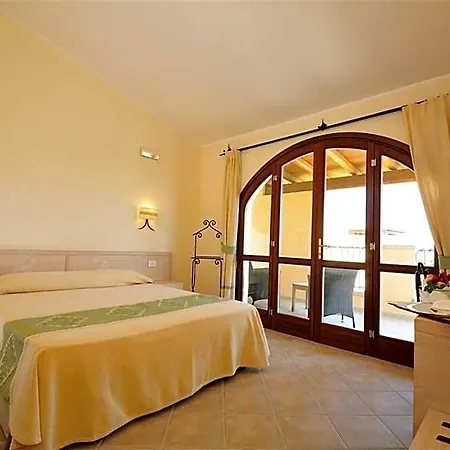 Baia Del Porto Hotel 4*